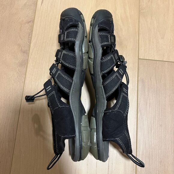 KEEN Mens Clearwater CNX Sandals SZ 7 Black Contour Arch Waterproof Beach Sport - Picture 3 of 7